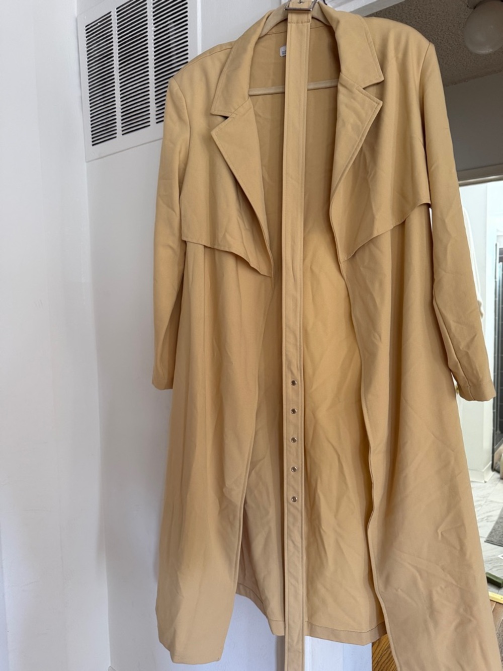 DANIELLE BERNSTEIN Light Tan Trench Coat with Draped Front